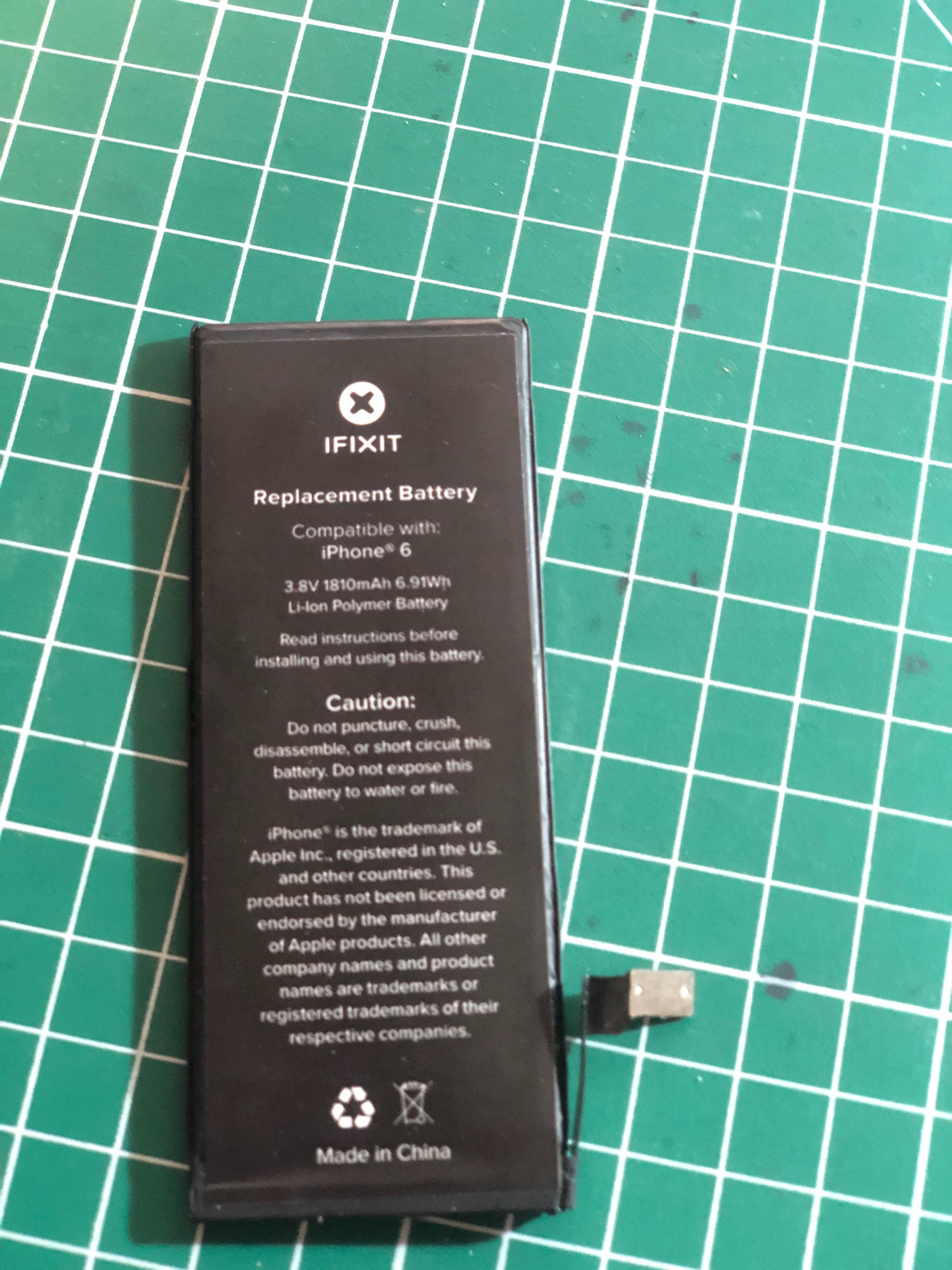 Apple defiende el aviso que muestra cuando la batería no es original 