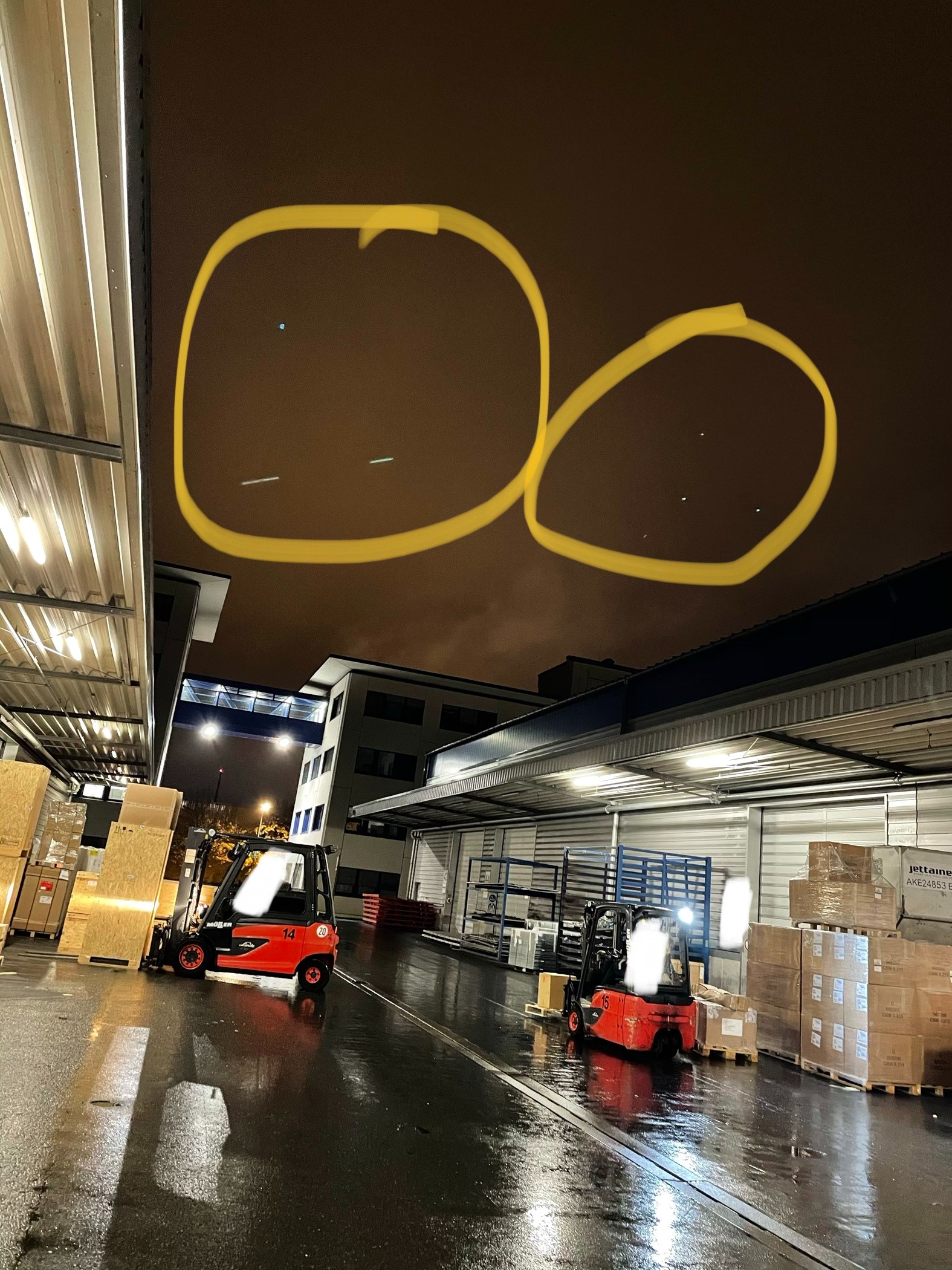 iPhone 12/ 12 Pro Lens Flare Apple Community