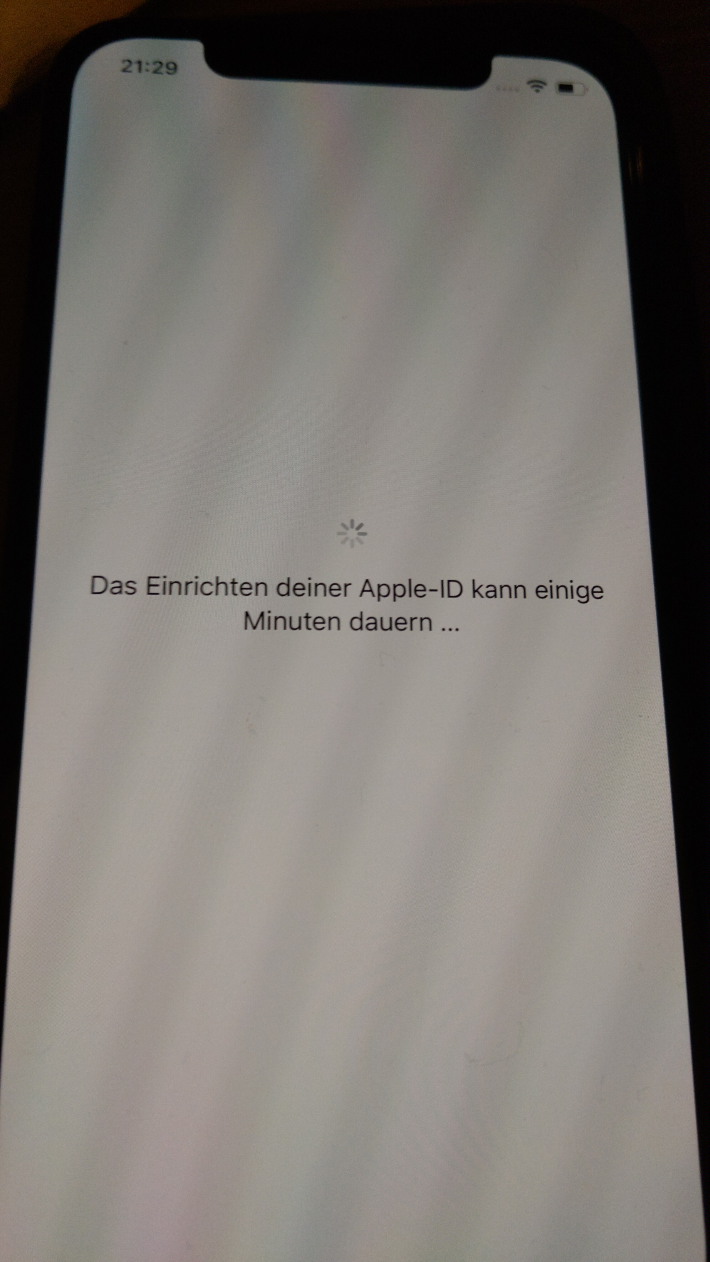 IPhone 12 pro hängt sich auf - Apple Community