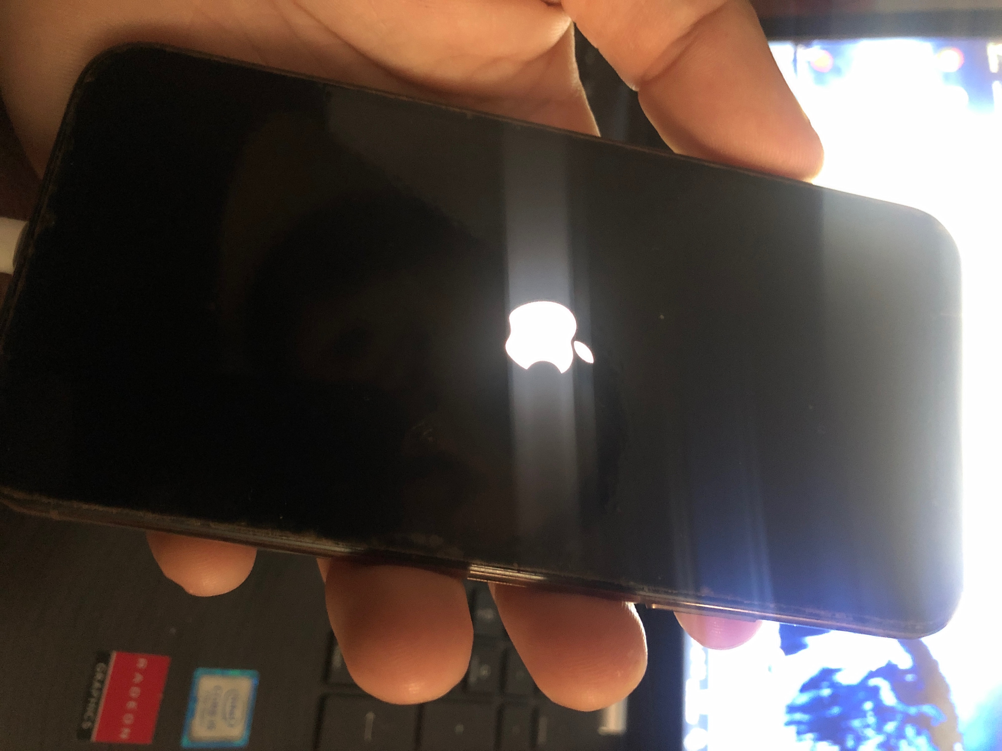 Iphone Se Queda En La Manzana Y No Arranca Iphone no encienee - Comunidad de Apple