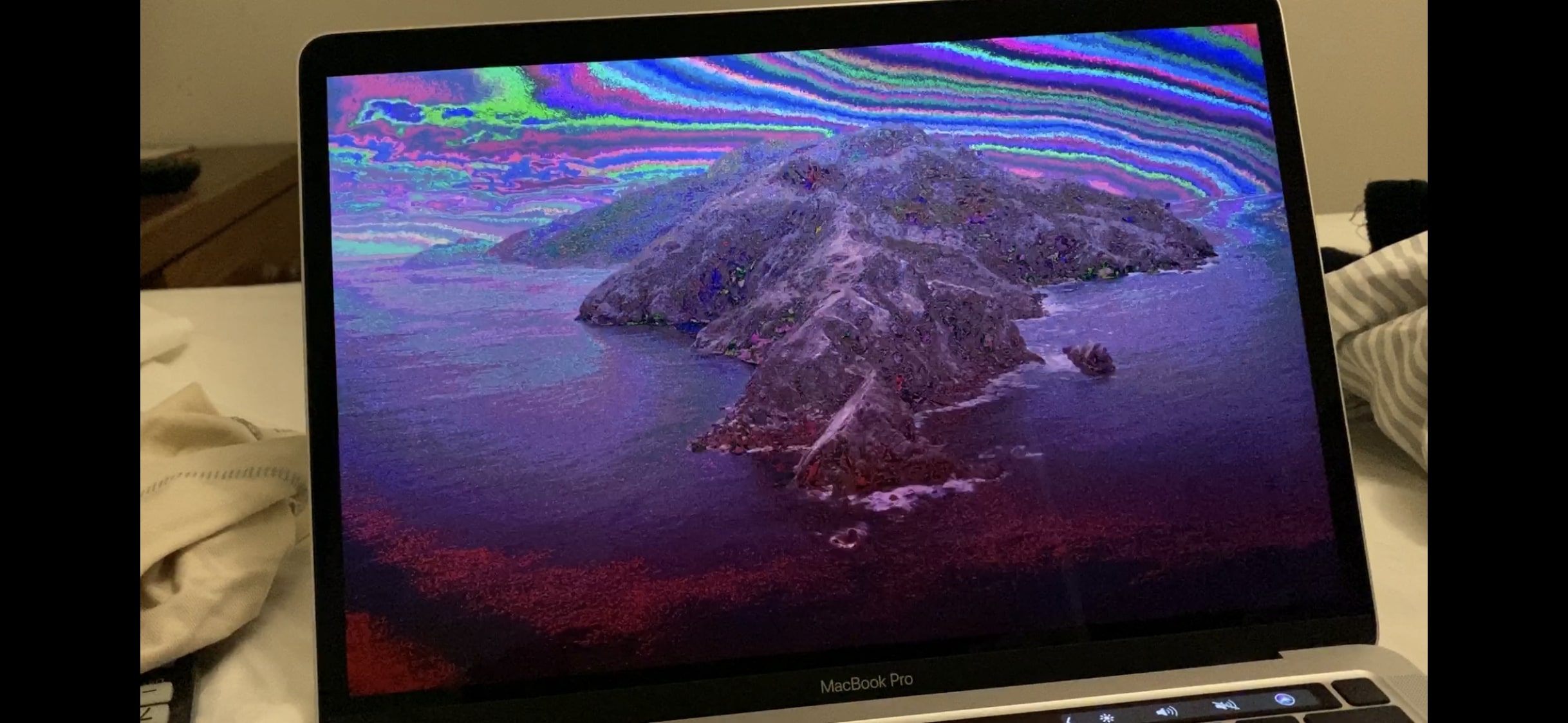 Efecto Ghosting en pantalla Macbook Pr… Comunidad de Apple