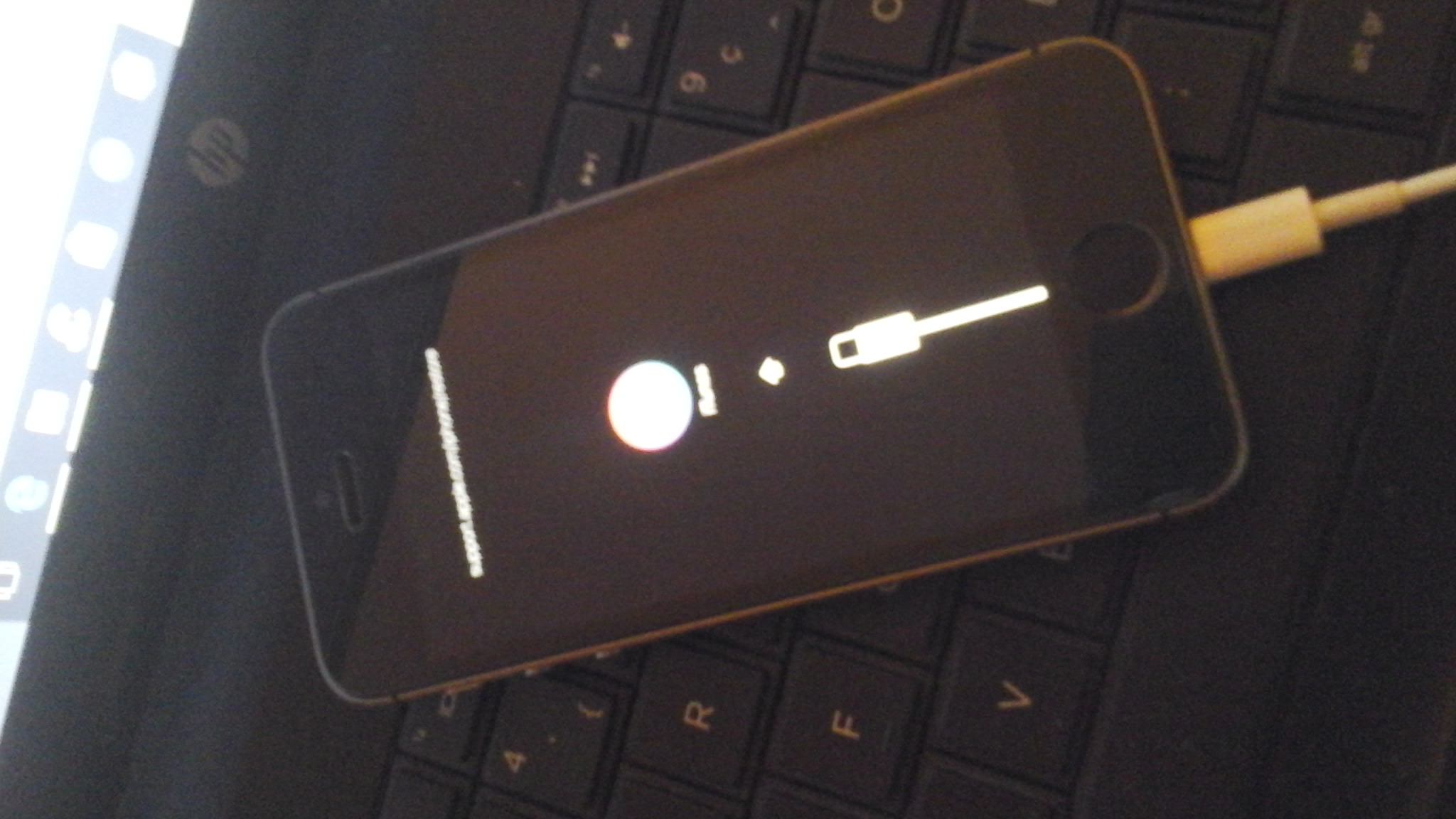 Bonsoir Mon Iphone 5s Et Bloque Sur Le Communaute Apple