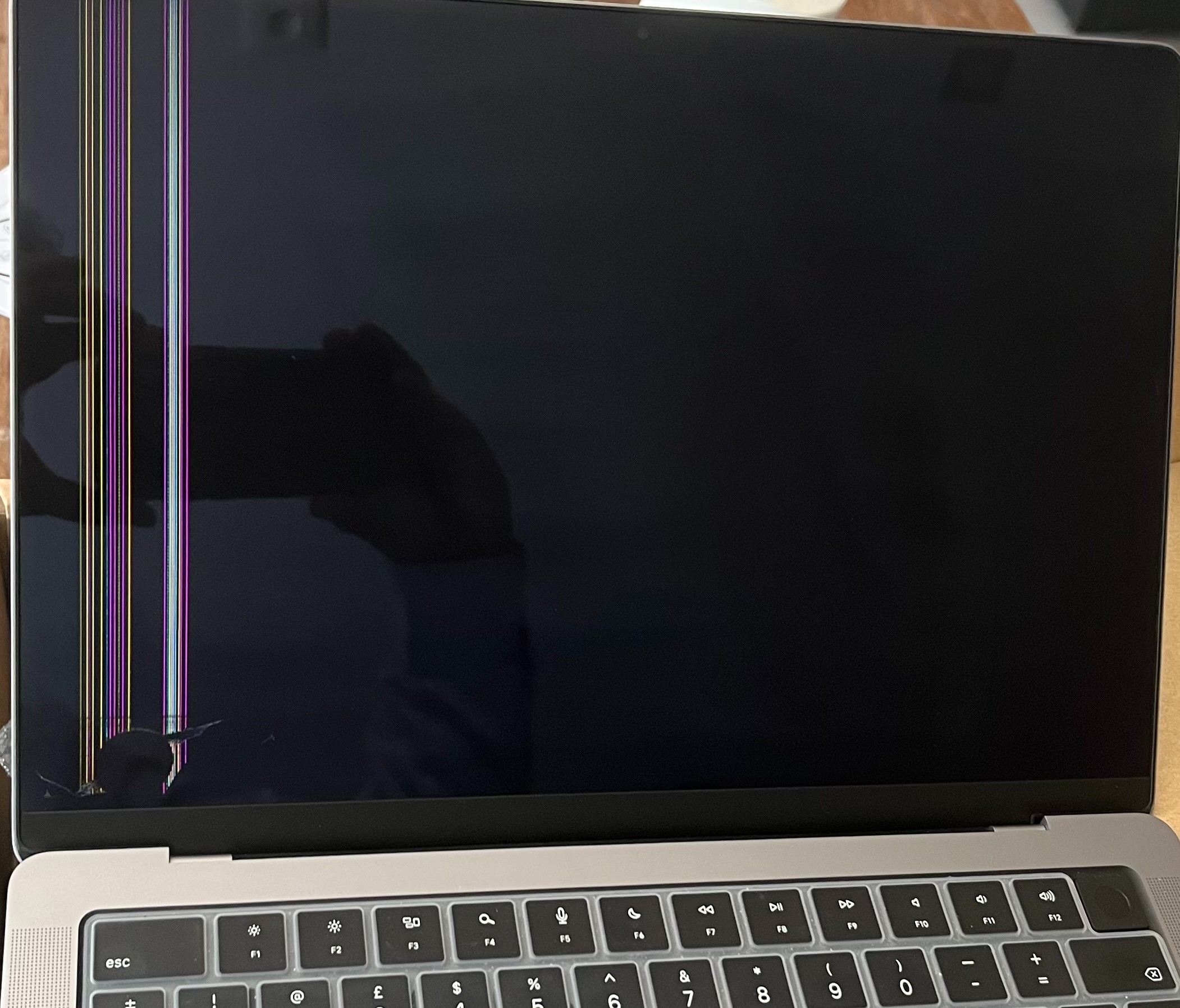 Comment réparer le clavier défectueux d'un MacBook Pro M1 ?