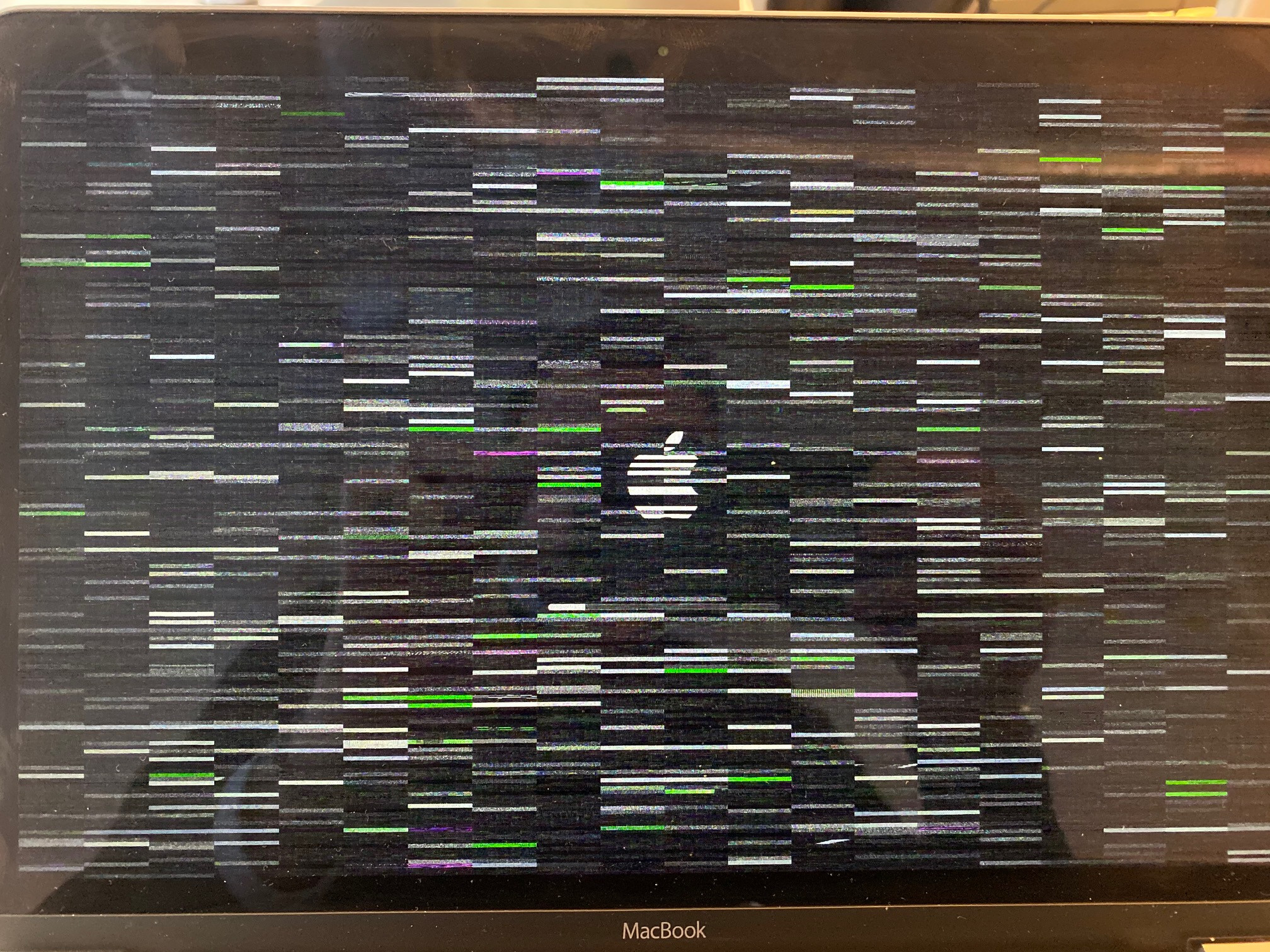 Démarage impossible écran brouillé Communauté Apple